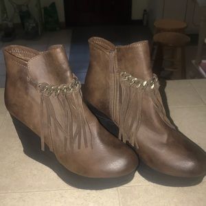 Sbicca Fringe Wedged Booties
